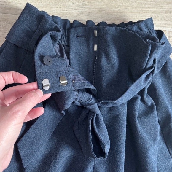 LOFT High Waisted Paper Bag Navy Blue Straight Leg Trousers Pants - Picture 4 of 5